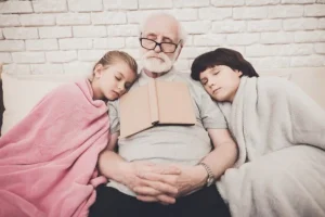 como cuidar a personas mayores en casa