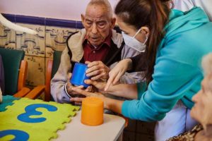 talleres para personas mayores en residencias